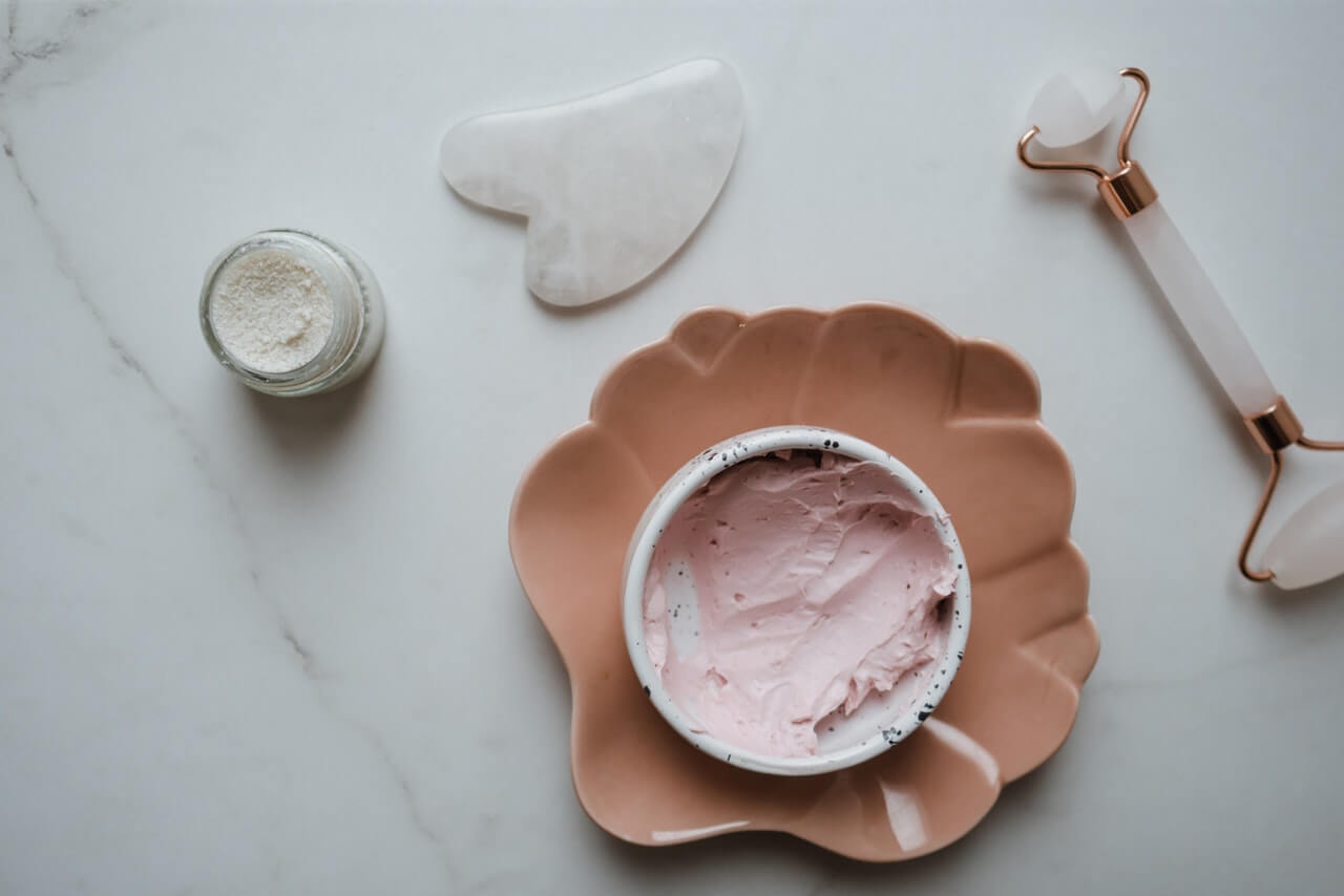 5 recipes for homemade face and body scrubs