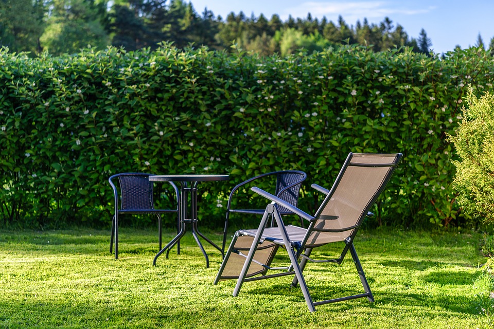 3 things to look for when choosing garden chairs